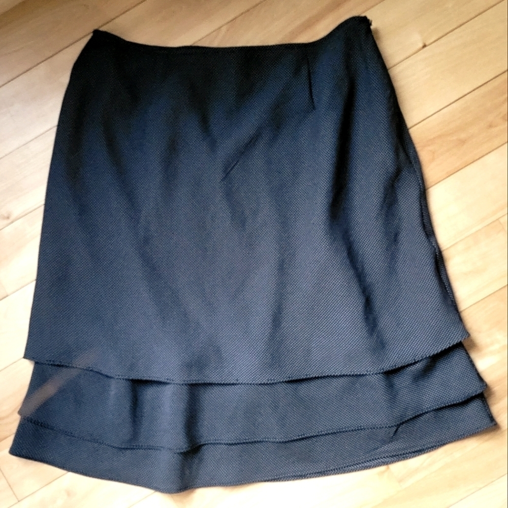 Vintage T. Garment Ruffle Skirt